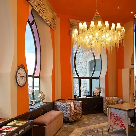 Hotell Carlotta 4*